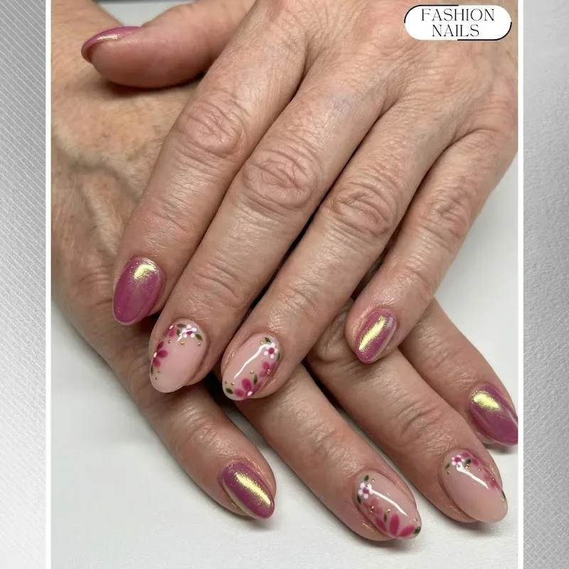 Fashion Nails — Nail salon in Fenton